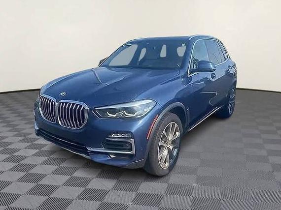 BMW X5 2019 5UXCR6C53KLL23987 image