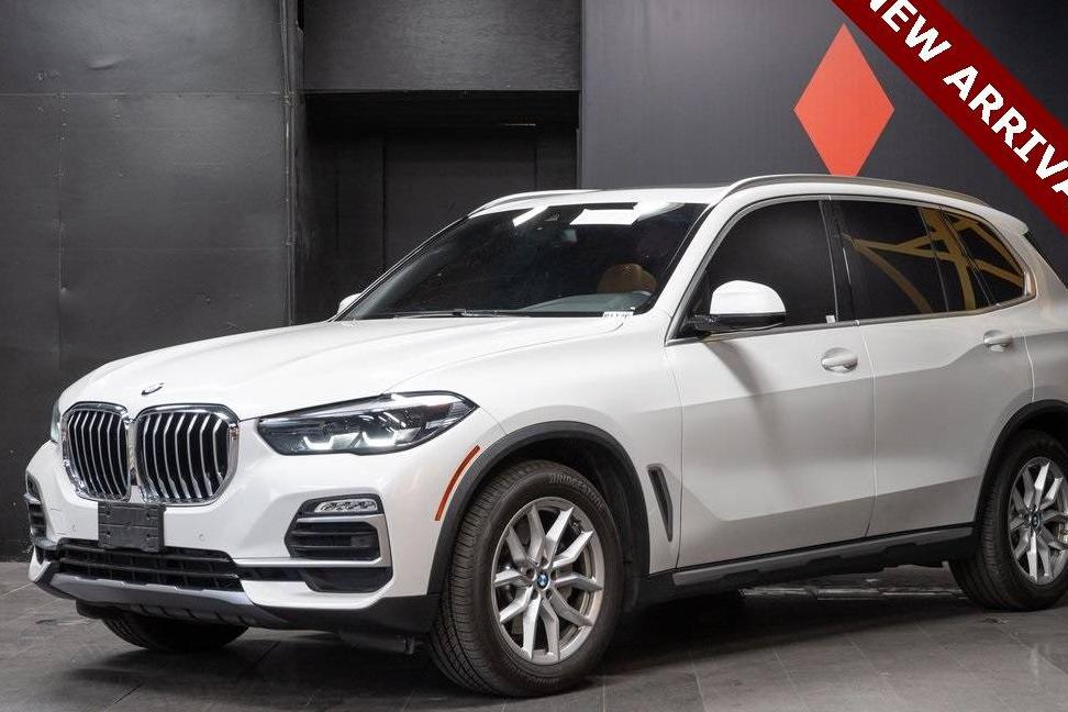 BMW X5 2019 5UXCR6C53KLK99853 image