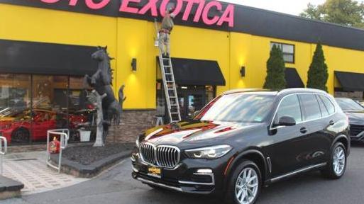 BMW X5 2019 5UXCR6C58KLK80814 image