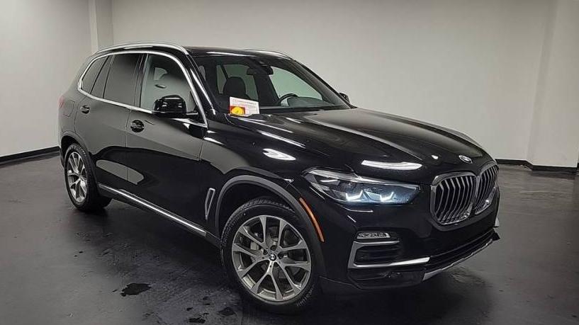 BMW X5 2019 5UXCR6C52KLL06050 image