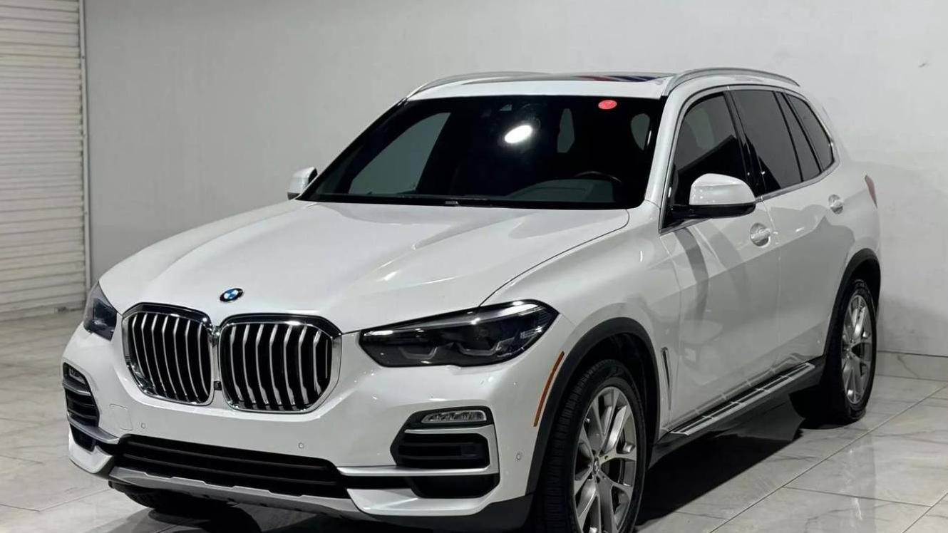 BMW X5 2019 5UXCR6C52KLK80274 image