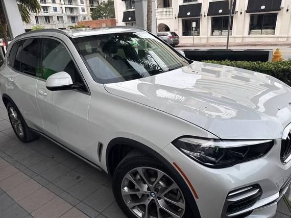 BMW X5 2019 5UXCR6C51KLL25656 image