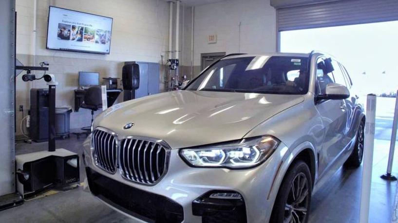 BMW X5 2019 5UXJU2C5XKLN64296 image