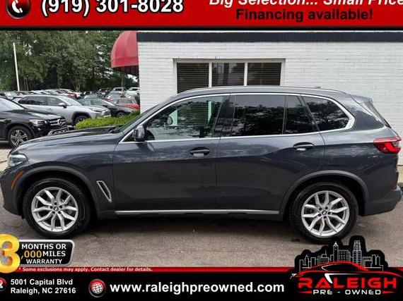 BMW X5 2019 5UXCR6C58KLL23029 image