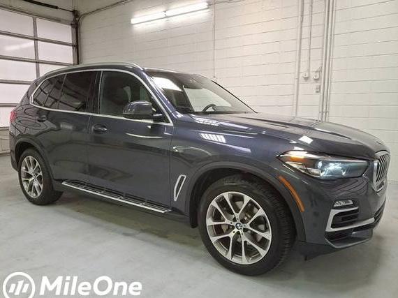 BMW X5 2019 5UXCR6C55KLK81838 image