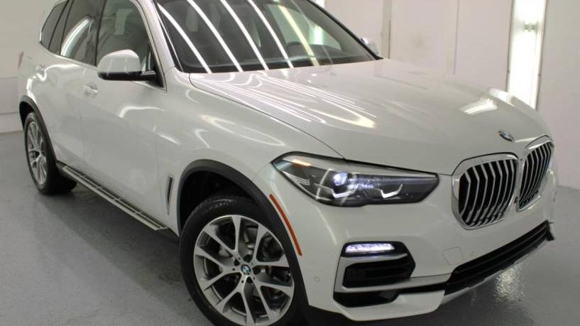 BMW X5 2019 5UXCR6C55KLK81323 image