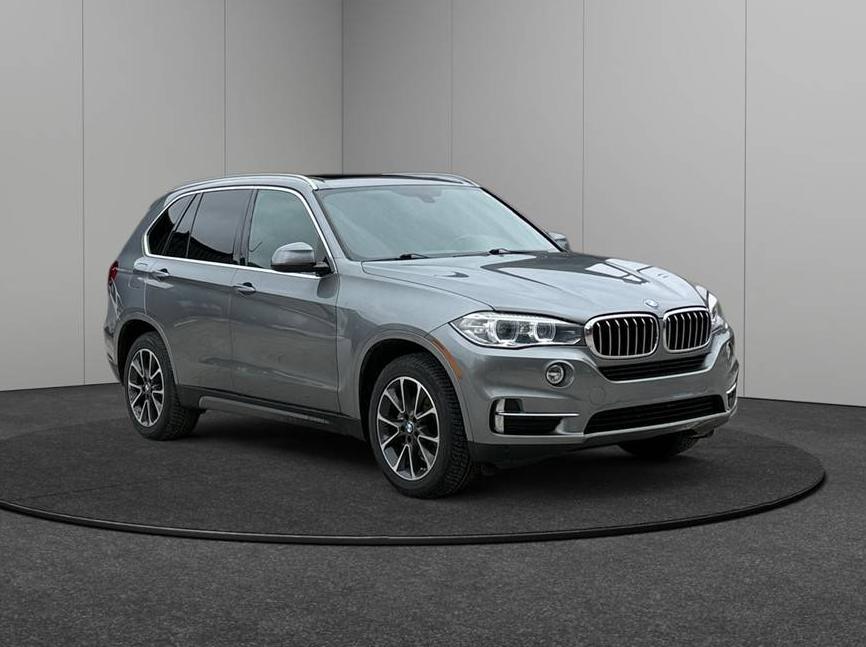 BMW X5 2018 5UXKR2C53J0Z21355 image