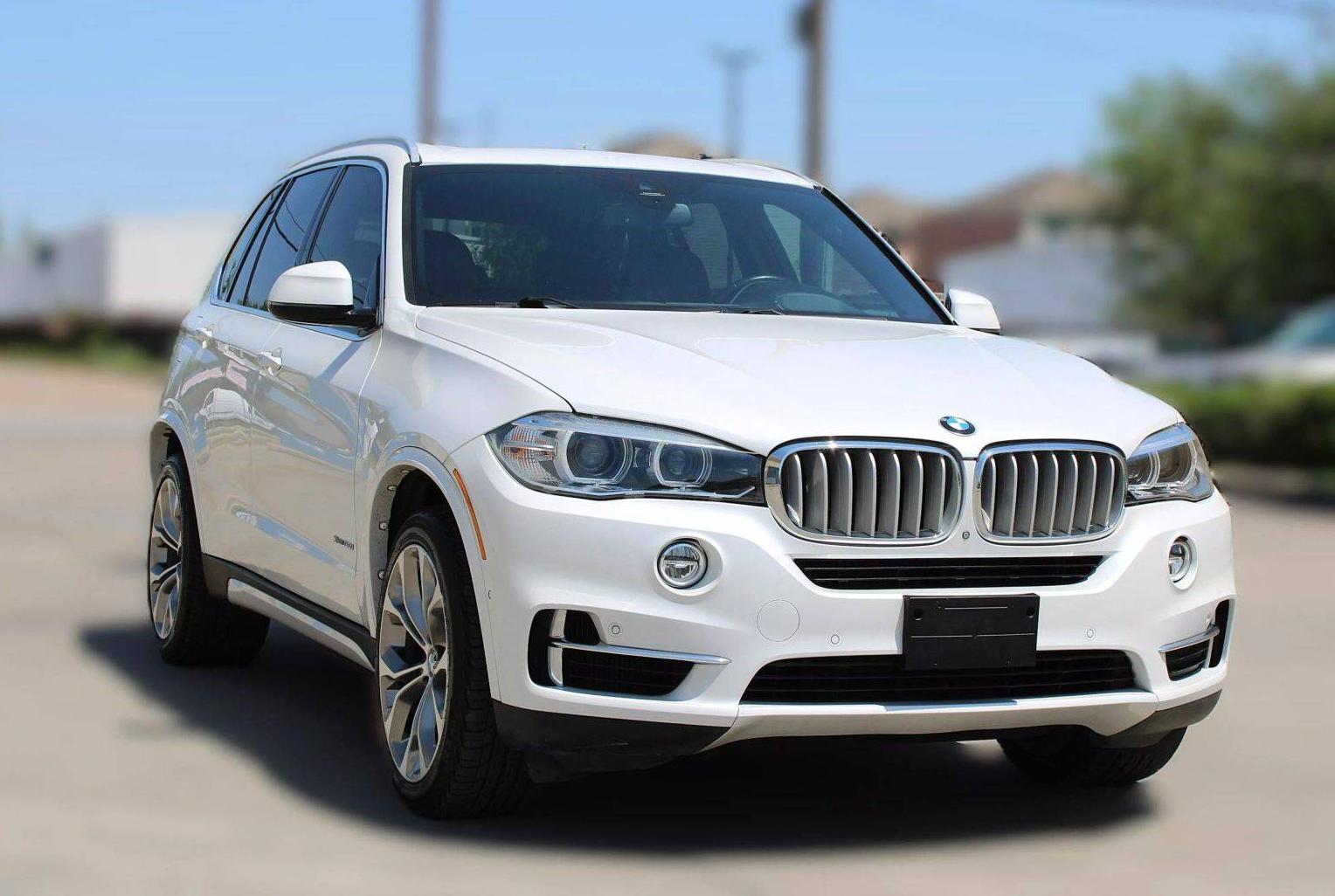 BMW X5 2018 5UXKR6C58J0U15690 image