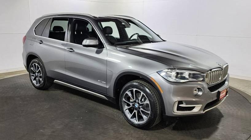 BMW X5 2018 5UXKR0C56J0Y06432 image