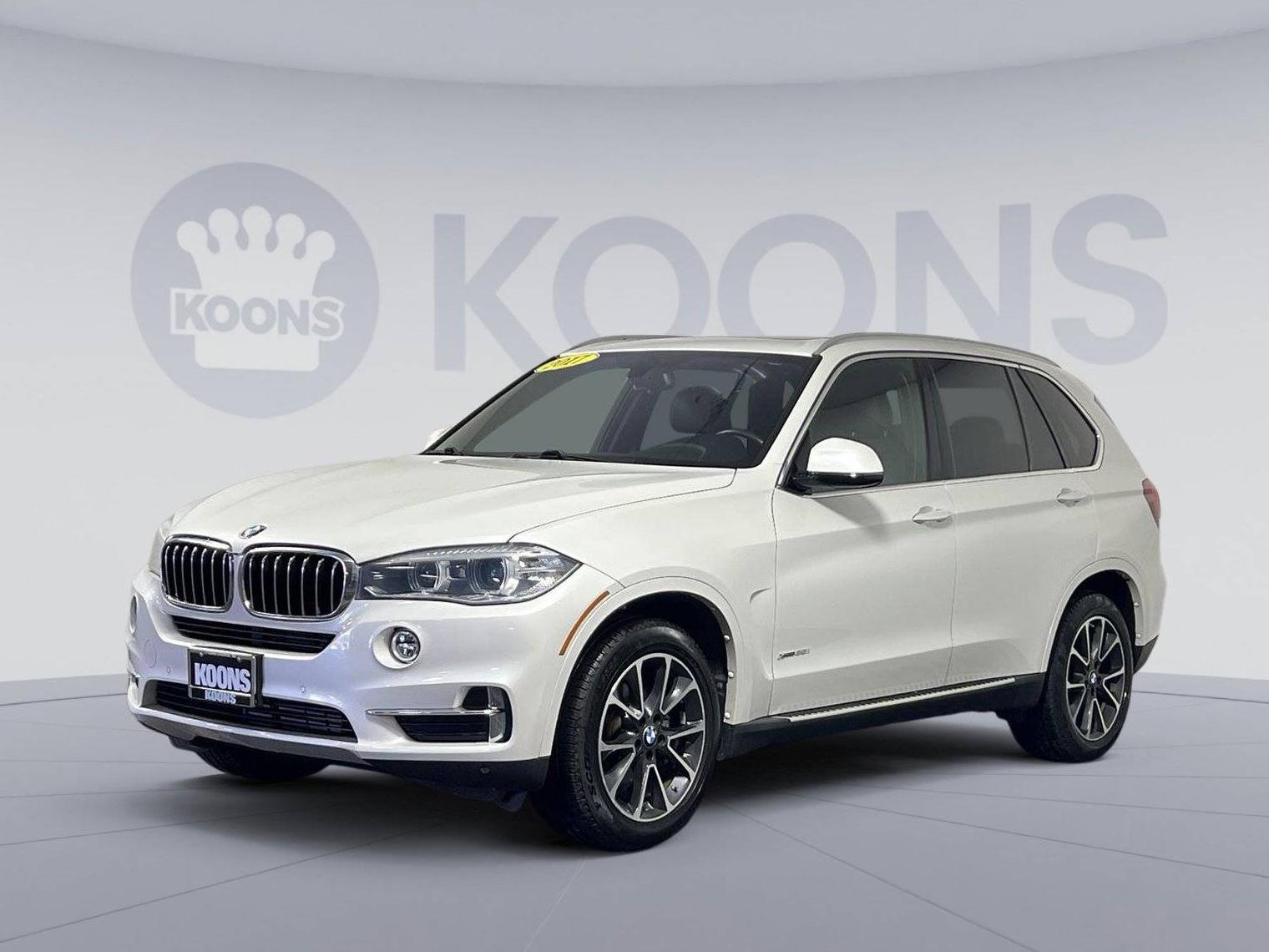 BMW X5 2018 5UXKR0C5XJ0Y03453 image