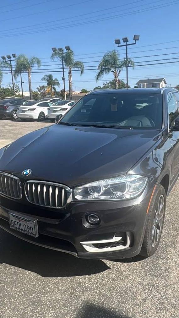 BMW X5 2018 5UXKR0C57J0Y03782 image