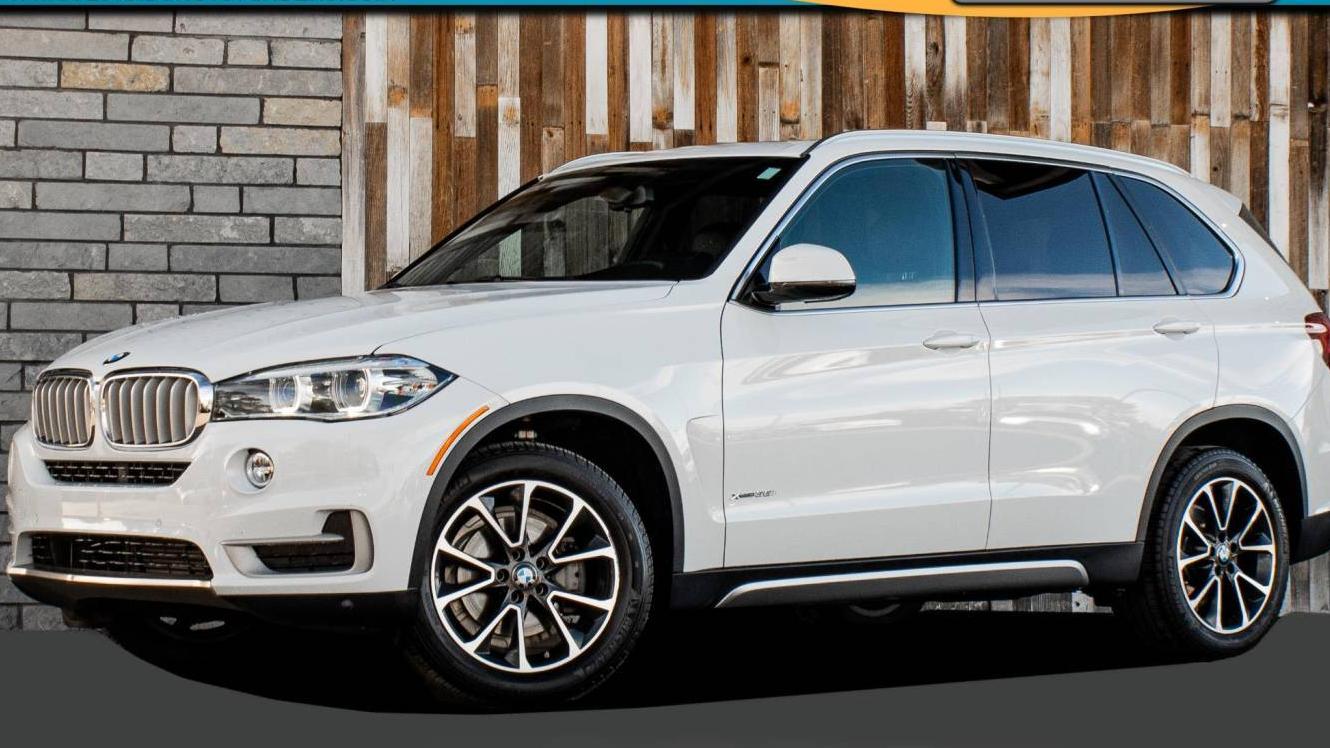 BMW X5 2018 5UXKR0C58J0X83932 image