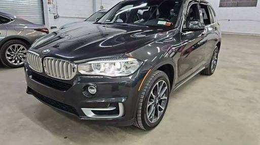 BMW X5 2018 5UXKR0C5XJ0Y00469 image