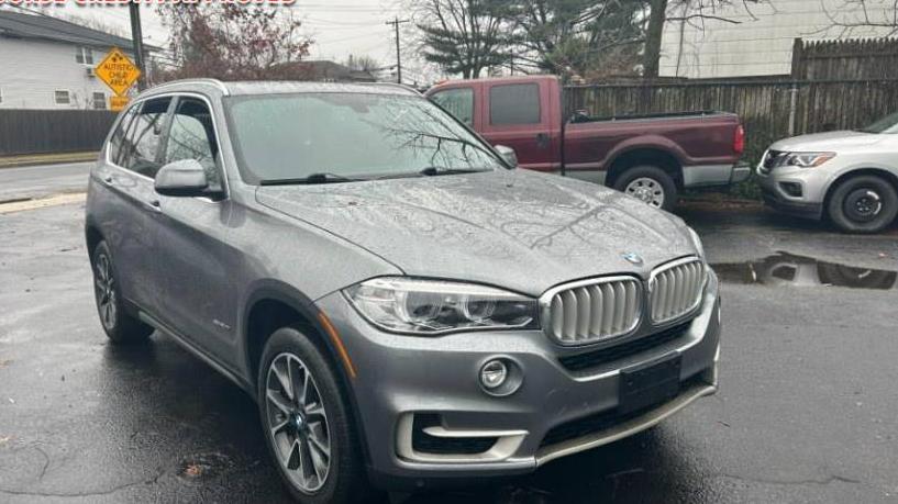 BMW X5 2018 5UXKR0C54J0Y04761 image