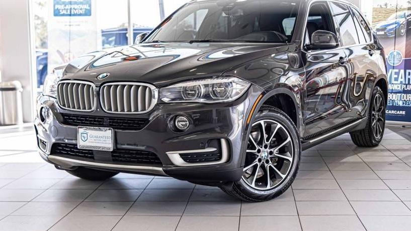 BMW X5 2018 5UXKR0C55J0Y02582 image