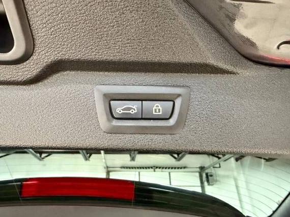 BMW X5 2018 5UXKT0C59J0V99956 image BMW X5 2018 5UXKT0C59J0V99956 image