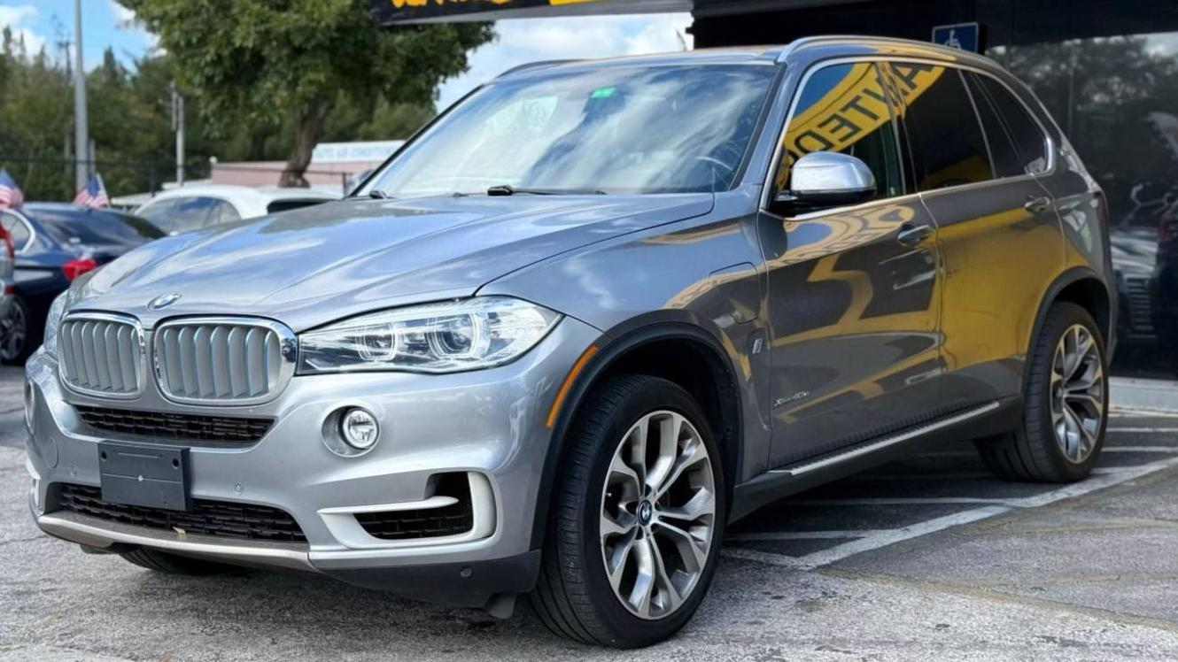 BMW X5 2018 5UXKT0C57J0W00540 image