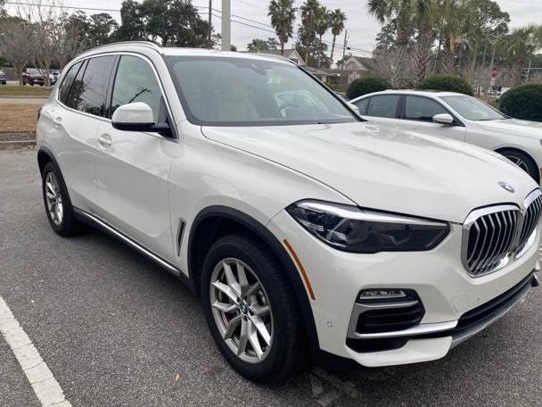 BMW X5 2021 5UXCR6C04M9G50504 image