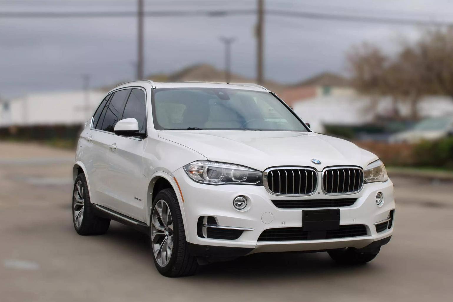 BMW X5 2017 5UXKR2C31H0X05660 image