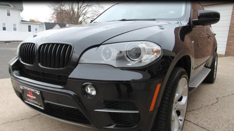 BMW X5 2012 5UXZW0C59C0B88830 image