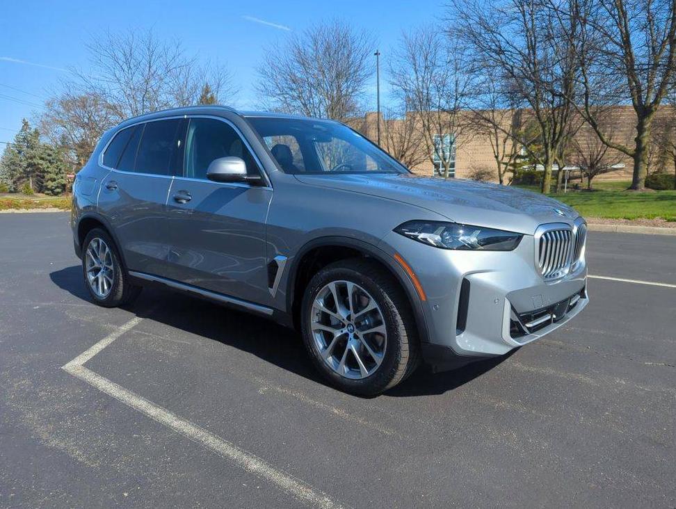 BMW X5 2024 5UX23EU07R9V99879 image