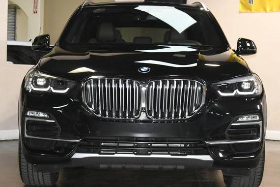 BMW X5 2020 5UXCR4C09LLW64515 image