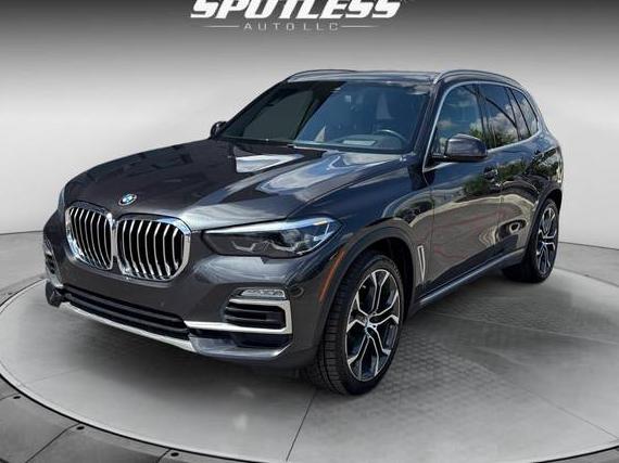 BMW X5 2020 5UXCR4C07LLW63900 image