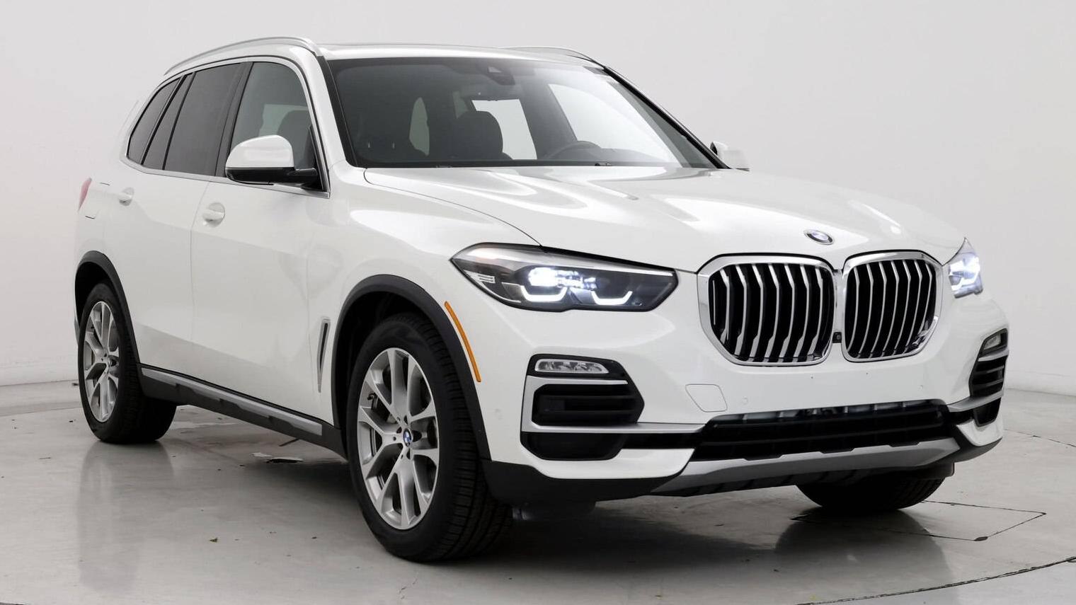 BMW X5 2020 5UXCR4C01LLT19494 image