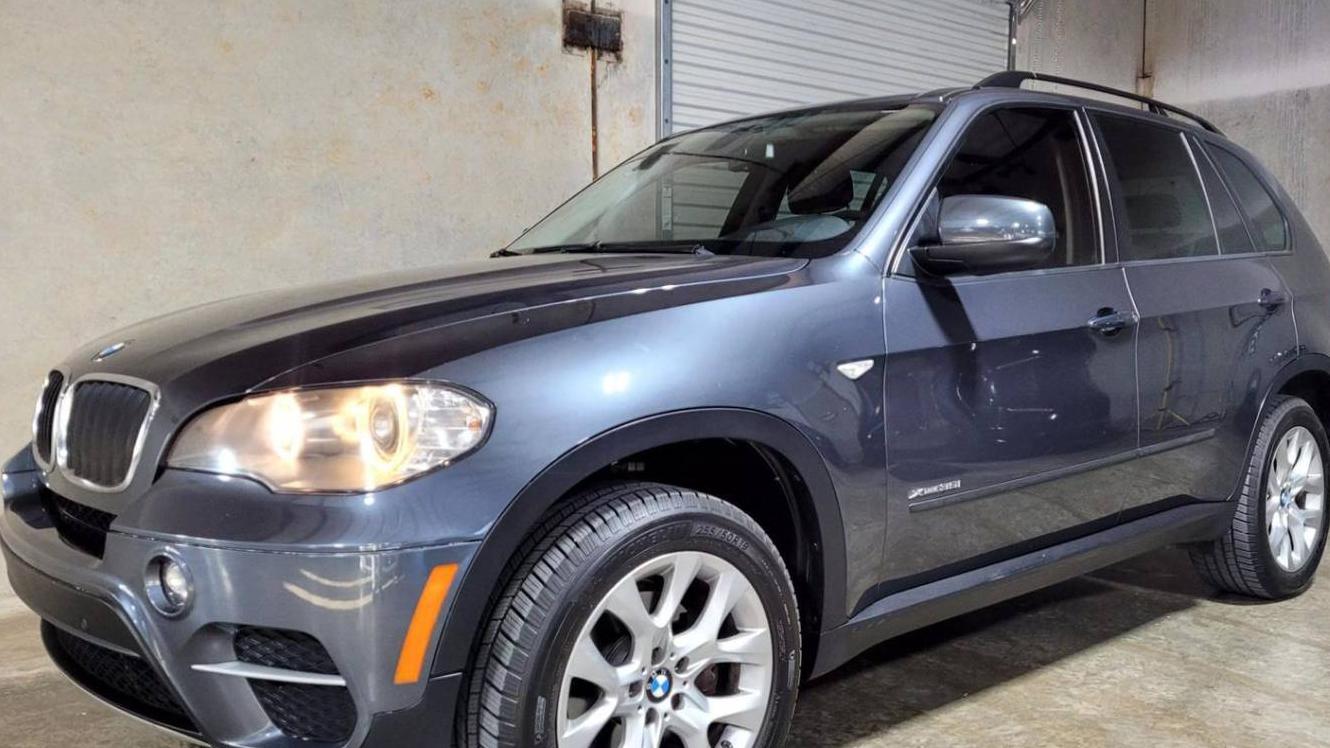 BMW X5 2011 5UXZV4C5XBL414278 image