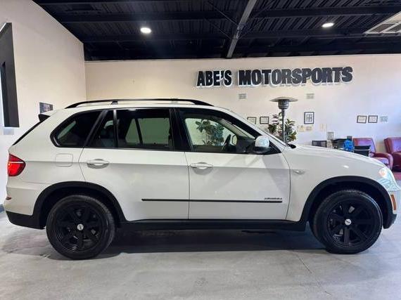 BMW X5 2011 5UXZW0C59BL661412 image