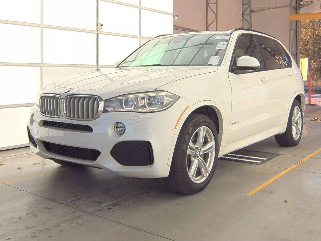 BMW X5 2015 5UXKR6C53F0J79201 image