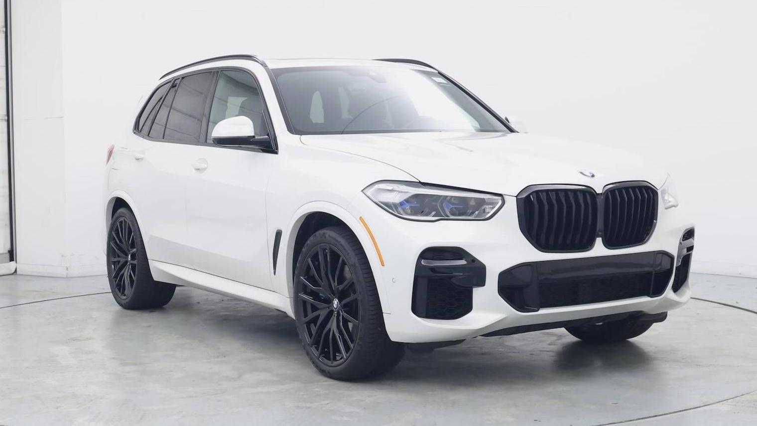 BMW X5 2022 5UXCR4C05N9L04321 image