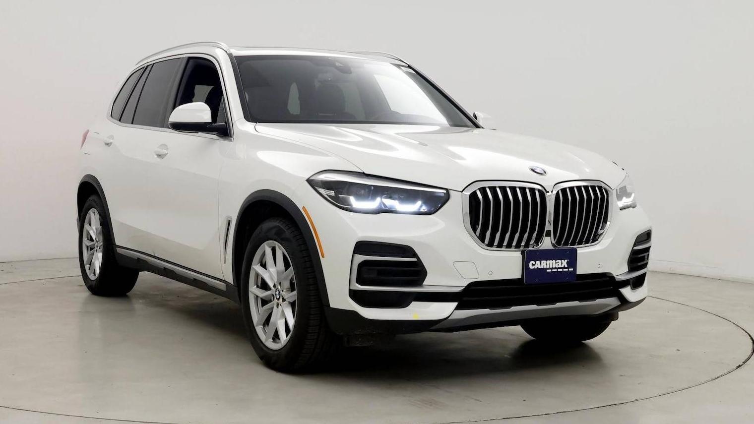 BMW X5 2022 5UXCR4C08N9K28528 image