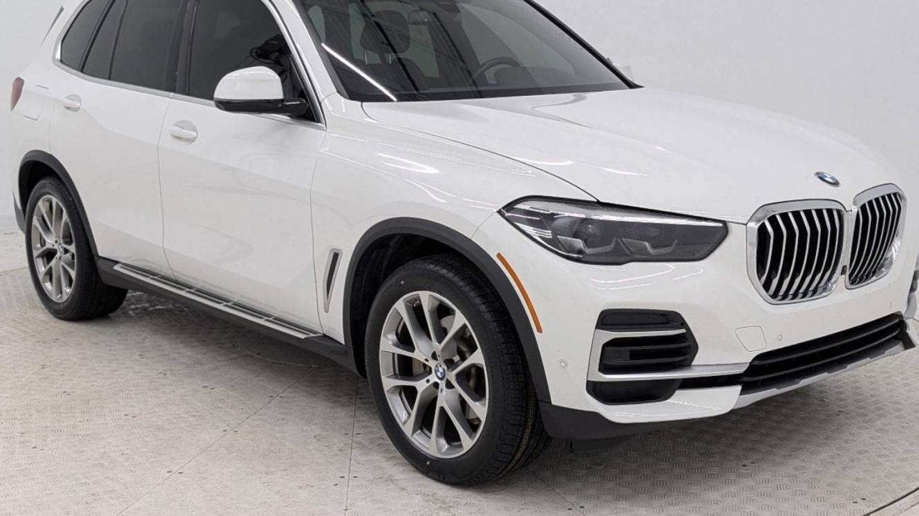 BMW X5 2022 5UXCR4C00N9K77898 image