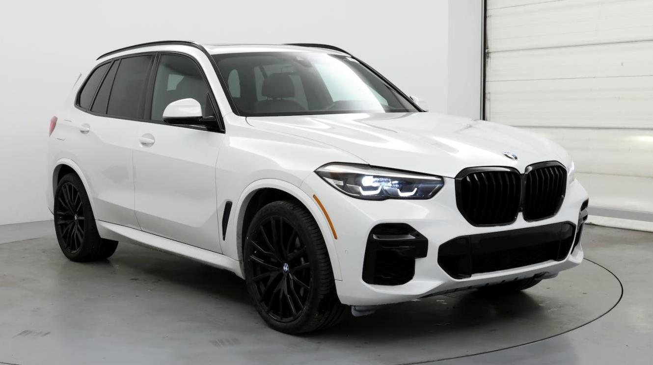 BMW X5 2022 5UXCR4C04N9L45121 image