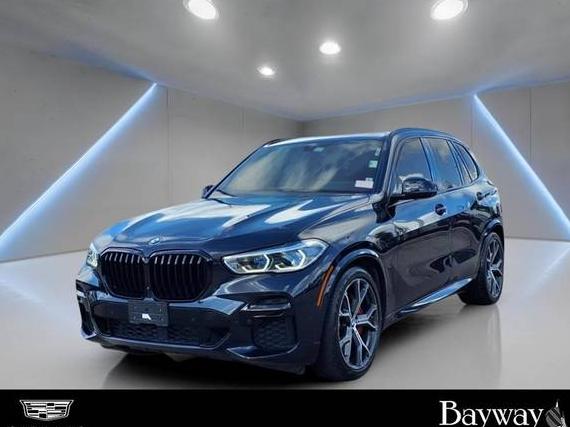 BMW X5 2022 5UXCR4C06N9K17978 image
