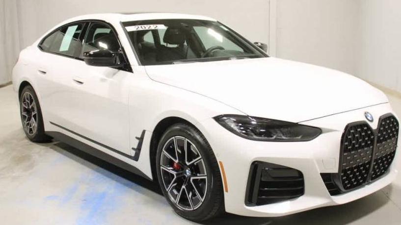 BMW M440I 2022 WBA13AW04NFM70638 image