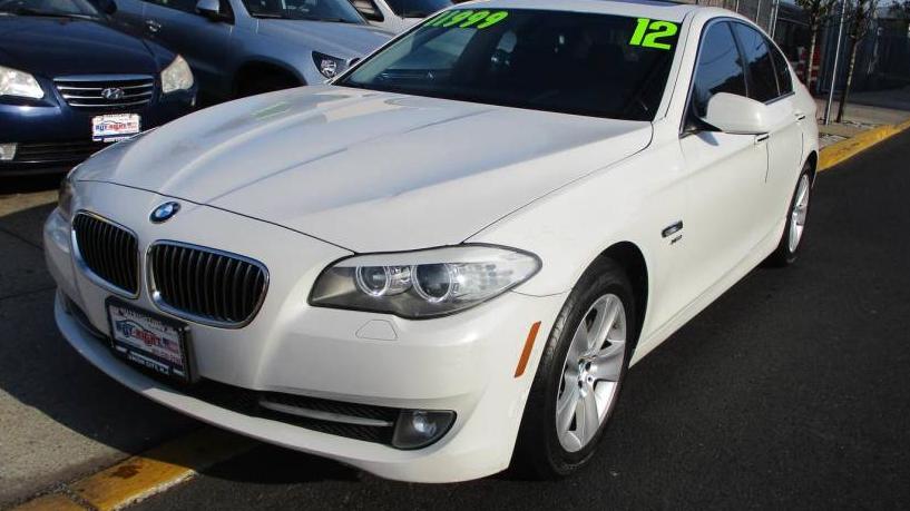 BMW 528XI 2012 WBAXH5C53CDW08777 image