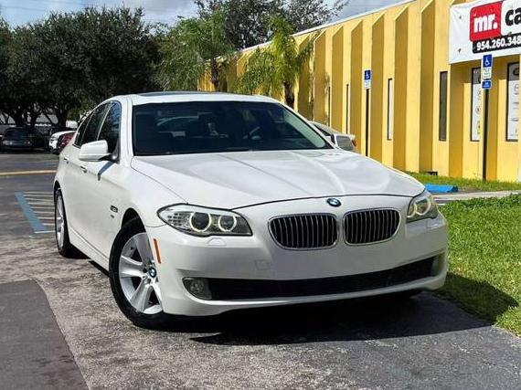 BMW 528XI 2012 WBAXH5C56CDW08613 image