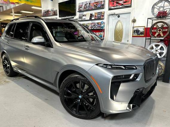 BMW X7 2023 5UX23EM05P9R61267 image