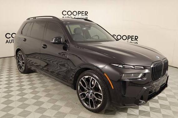 BMW X7 2023 5UX23EM08P9P42657 image