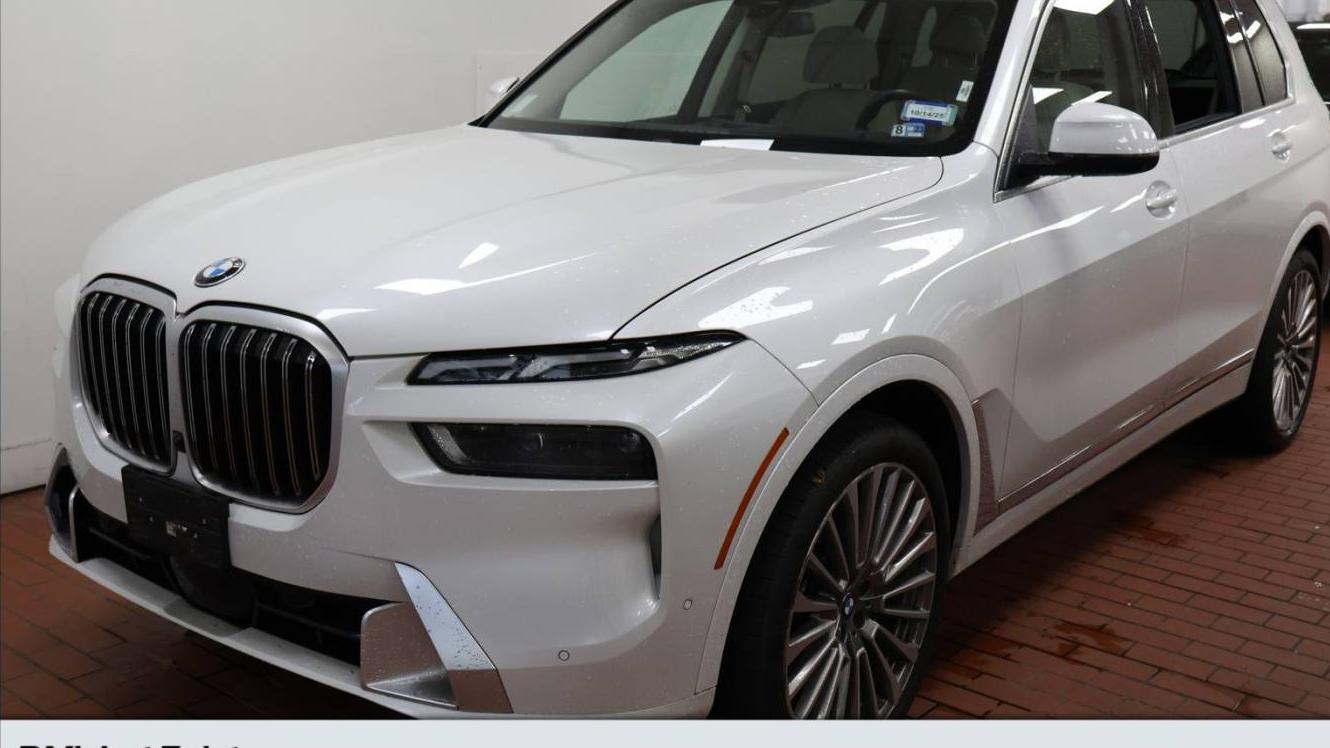 BMW X7 2023 5UX23EM08P9N44676 image