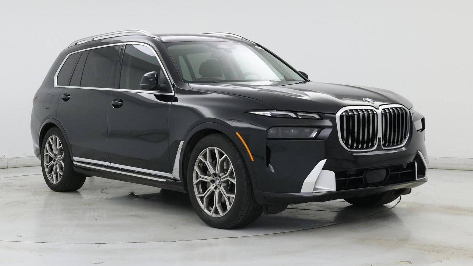 BMW X7 2023 5UX23EM06P9P57934 image