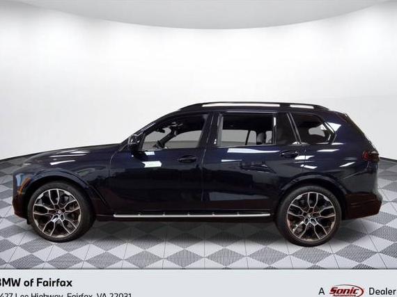 BMW X7 2023 5UX23EM07P9P63175 image