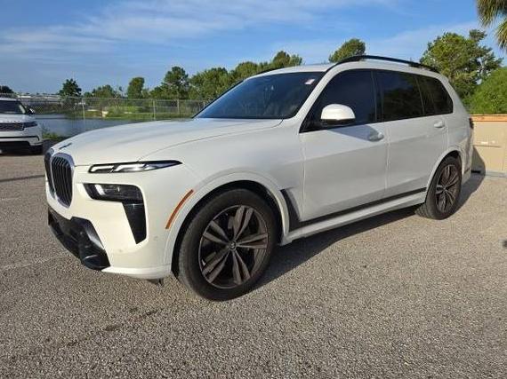 BMW X7 2023 5UX23EM02P9P81132 image