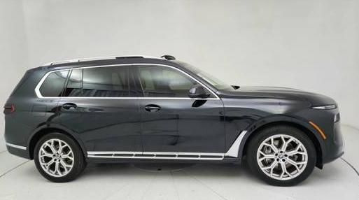 BMW X7 2023 5UX23EM05P9R56070 image