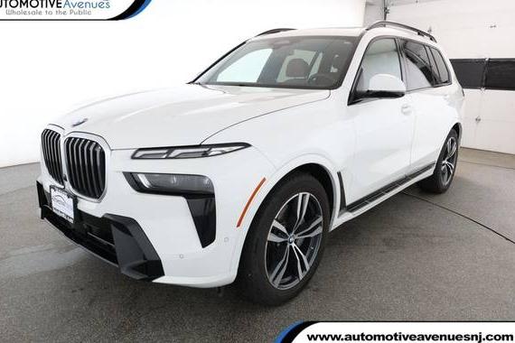BMW X7 2023 5UX23EM07P9R80693 image