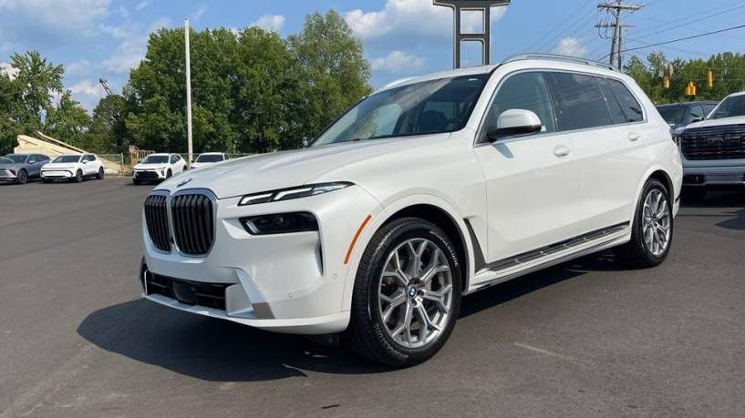 BMW X7 2023 5UX23EM05P9N48961 image