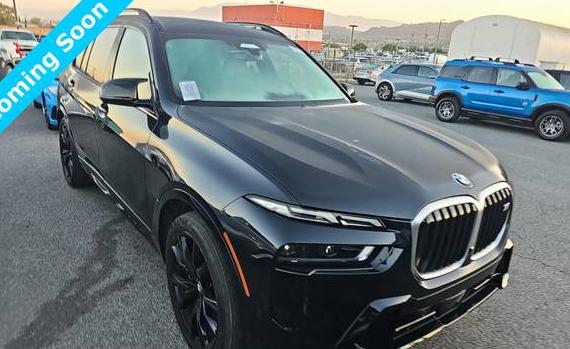 BMW X7 2023 5UX33EM03P9P45132 image