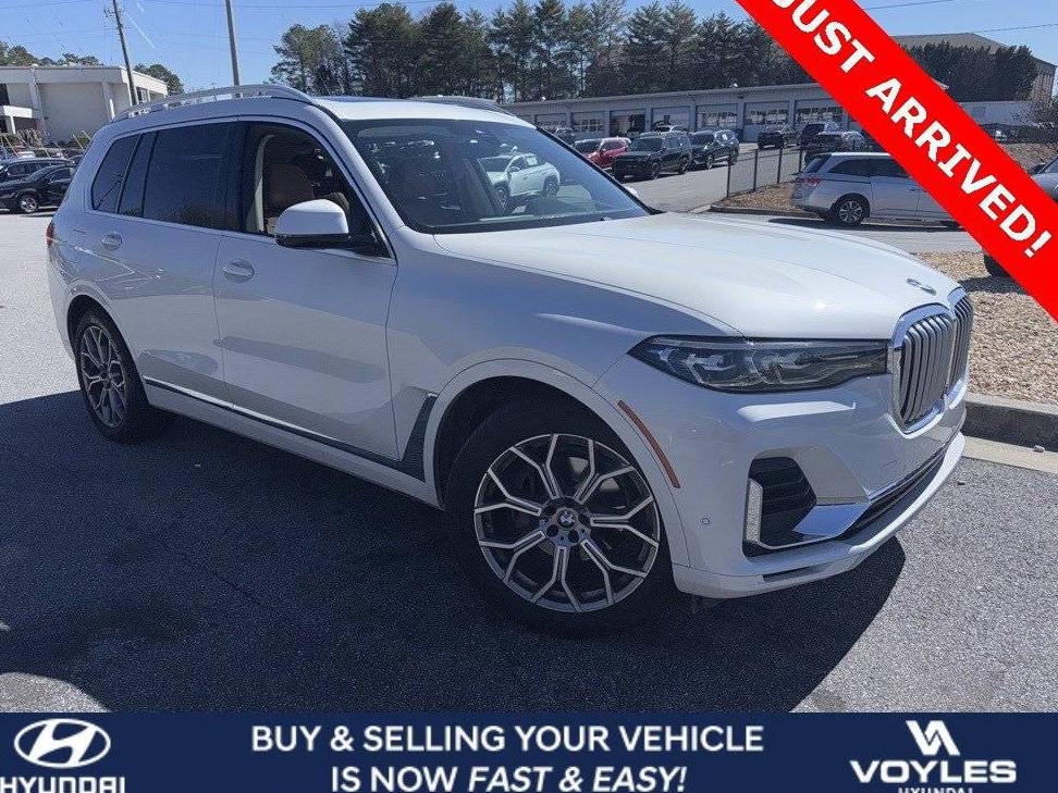 BMW X7 2021 5UXCW2C00M9H45725 image